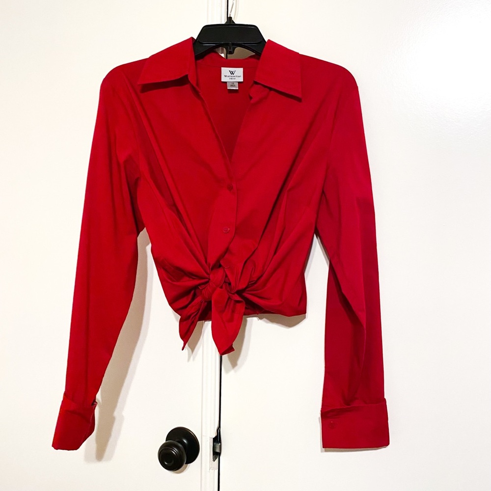 red button up top